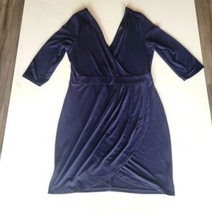 Navy blue bodycon dress with sleeves